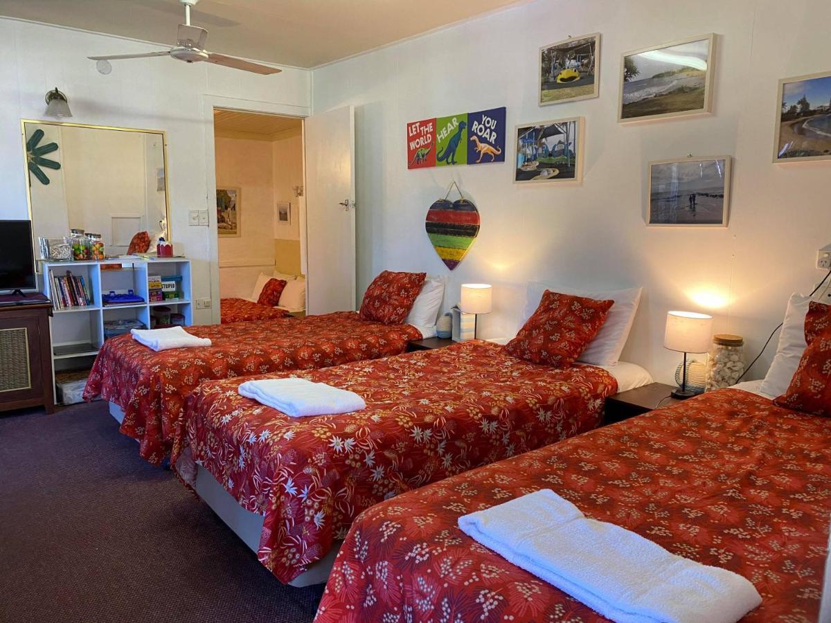 Bundaberg Coral Villa Motor Inn ภายนอก รูปภาพ