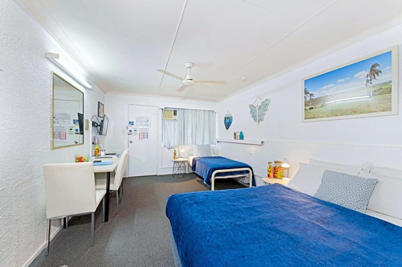 Bundaberg Coral Villa Motor Inn ภายนอก รูปภาพ
