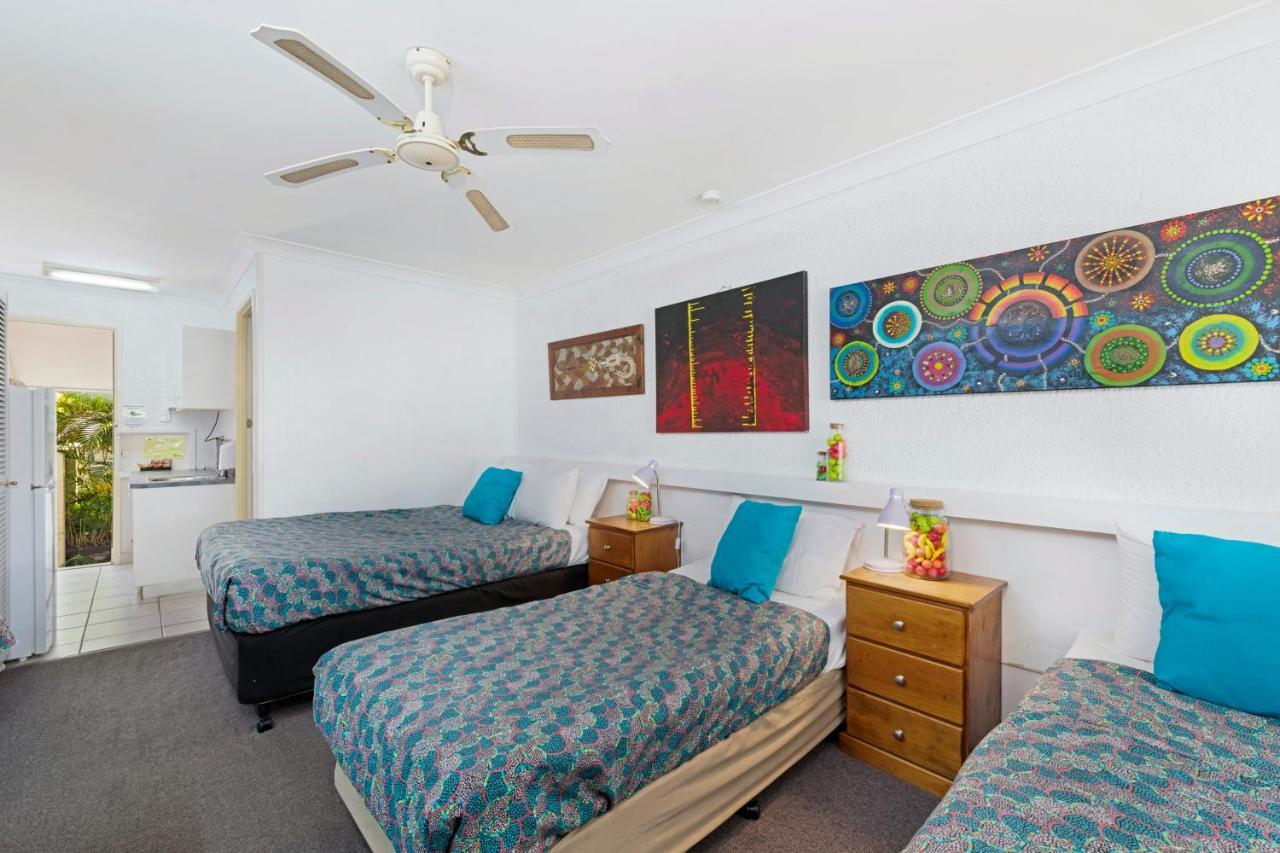 Bundaberg Coral Villa Motor Inn ภายนอก รูปภาพ