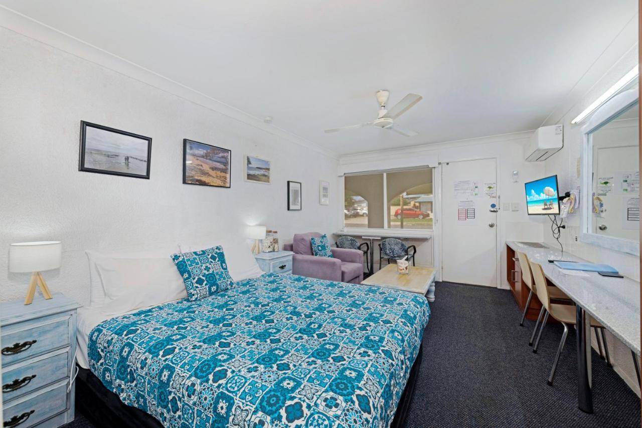 Bundaberg Coral Villa Motor Inn ภายนอก รูปภาพ