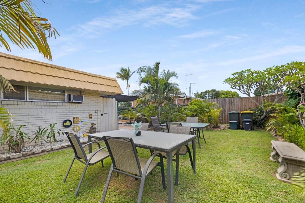 Bundaberg Coral Villa Motor Inn ภายนอก รูปภาพ