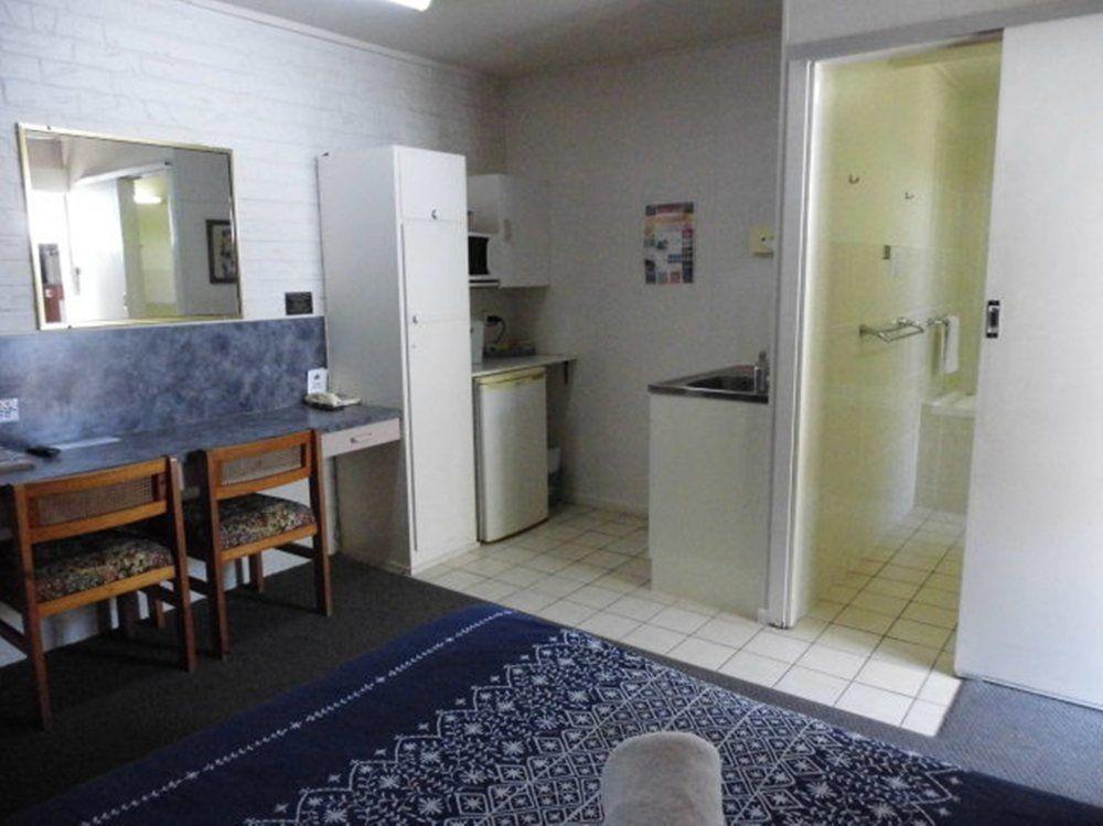 Bundaberg Coral Villa Motor Inn ภายนอก รูปภาพ