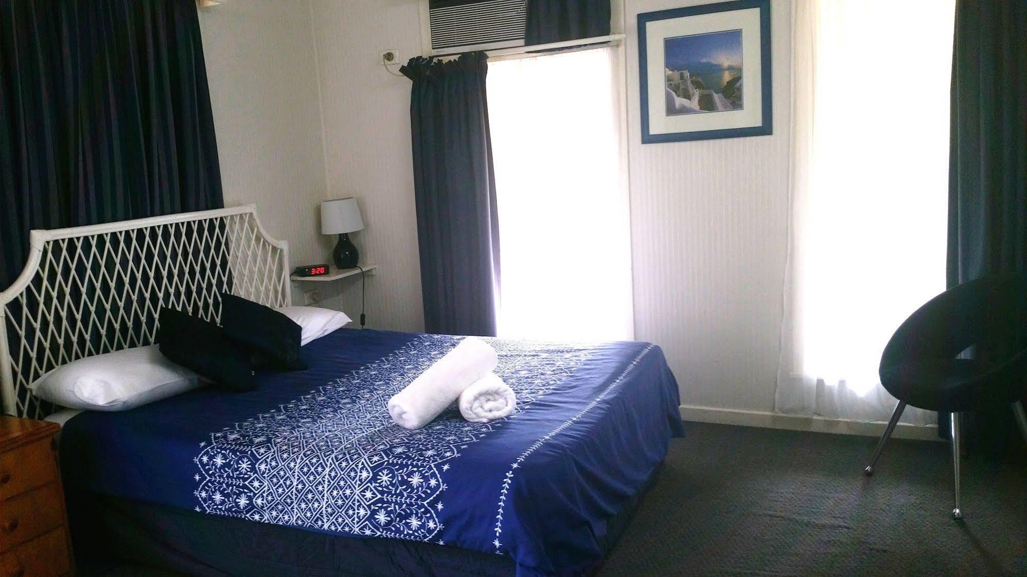 Bundaberg Coral Villa Motor Inn ภายนอก รูปภาพ