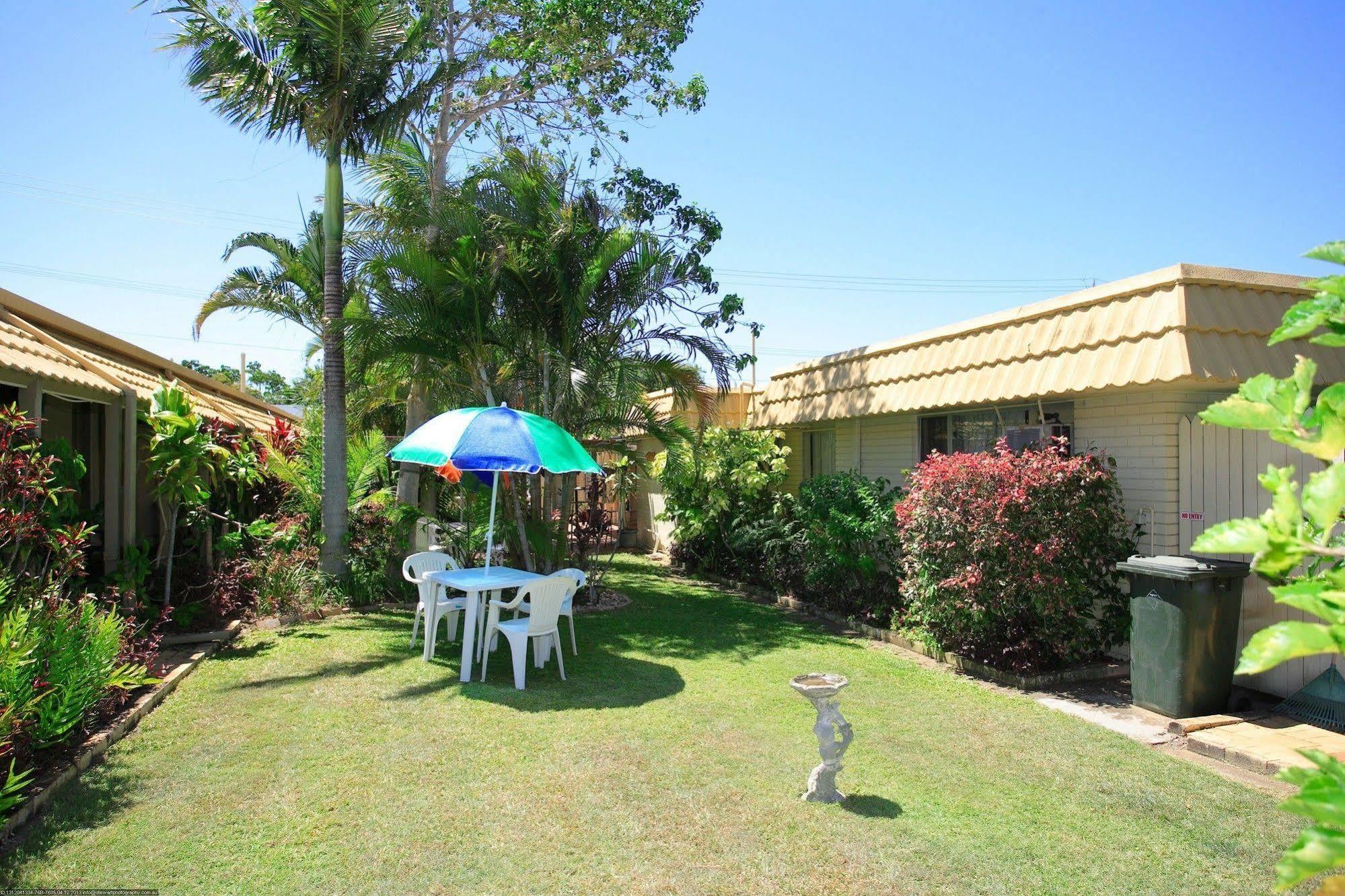 Bundaberg Coral Villa Motor Inn ภายนอก รูปภาพ