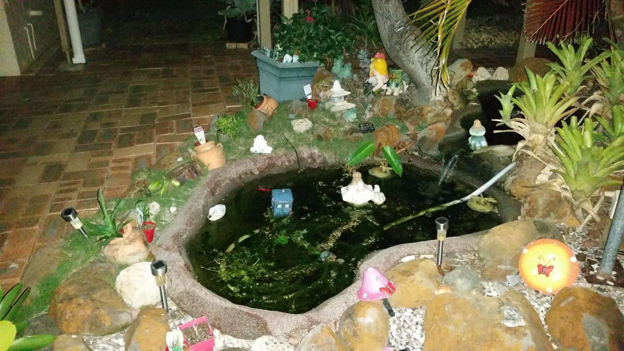 Bundaberg Coral Villa Motor Inn ภายนอก รูปภาพ